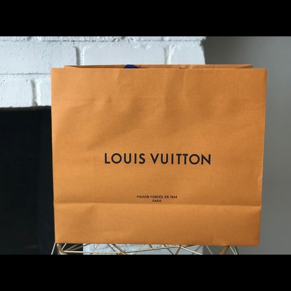 Louis Vuitton shopping bag - Picture 2 of 3